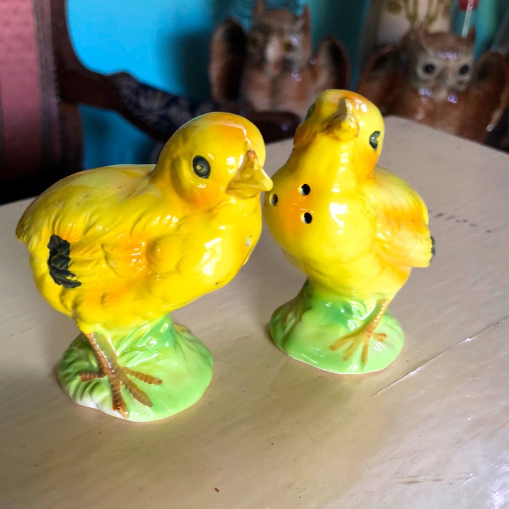 Little Chicks Salt and Pepper Shakers